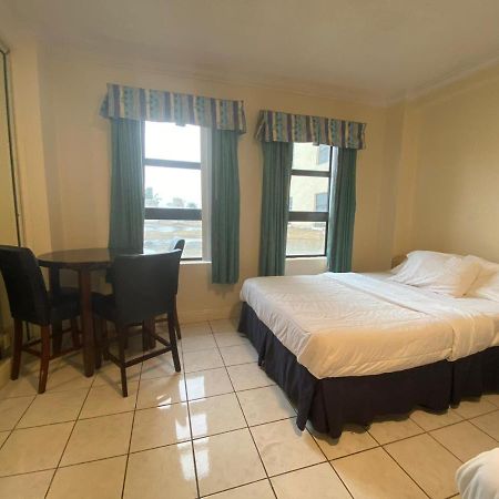 Oceanfront Apartment At Hollywood Beach Resort Exterior photo